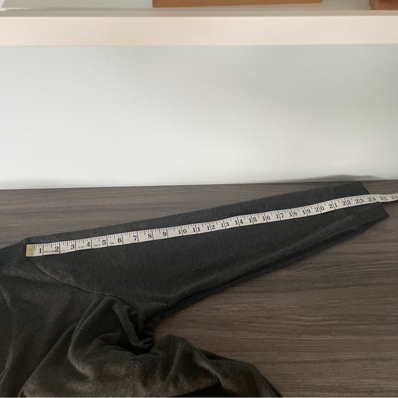 Lole Gray Long Sleeve Striped Cowl Neck Kangaroo Pouch Hoodie - Picture 8 of 9